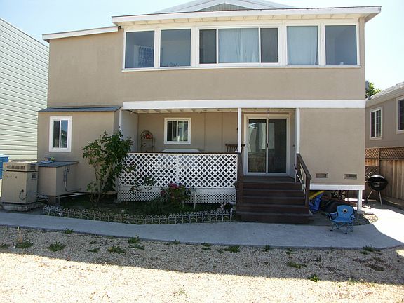 5th image of 424 Acacia Ave