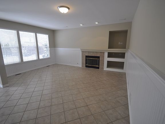 3rd image of 1526 Somerfield Dr