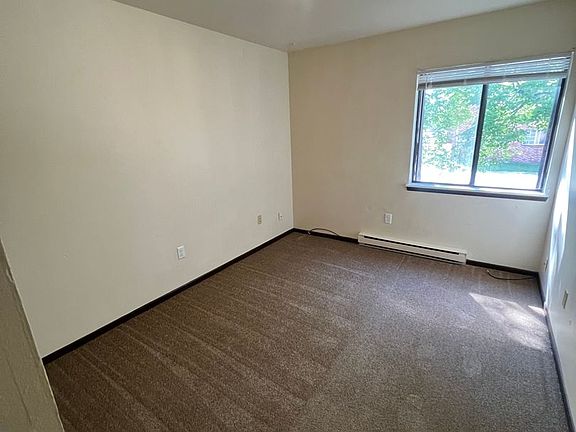 5th image of 5021 Byrd Ave #208
