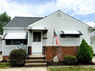 15317 Ramage Ave, Maple Heights, OH 44137