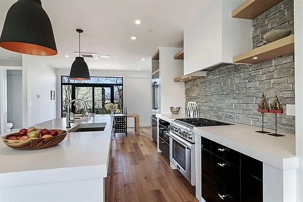 Rented by Ideal Properties Group | media 24