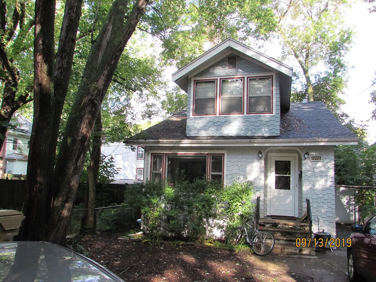/Charming 3BR Near Downtown Madison - Available 8/15/2027 — Photo 2