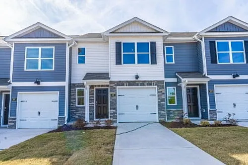 205 Maddox Dr Photo 1