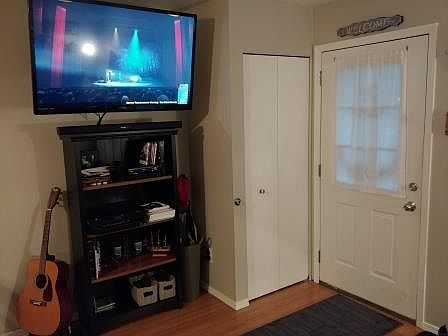 4th image of 8048 Wimbledon Dr