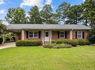 1113 Fulcher Ln, New Bern, NC 28562