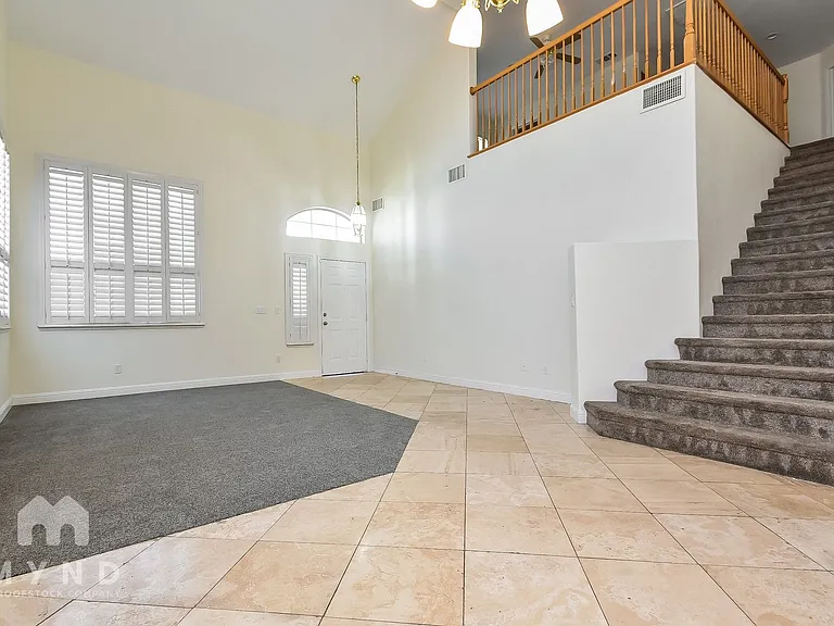 1440 Honey Lake St — Photo 12