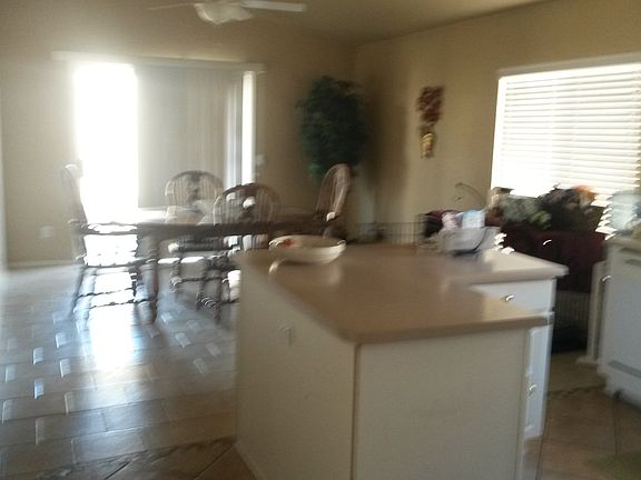 3rd image of 11226 W Glenrosa Ave
