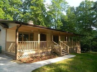 7 Greenleaf Rd, Fletcher, NC 28732