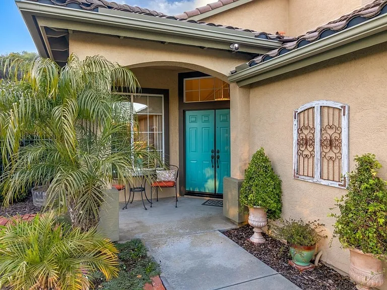 762 Pebble Beach Dr — Photo 3