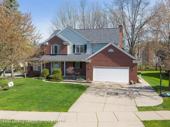 1338 S Spicewood Dr, Okemos, MI 48864