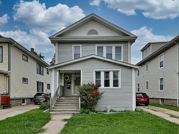 3rd image of 6033 N Harlem Ave