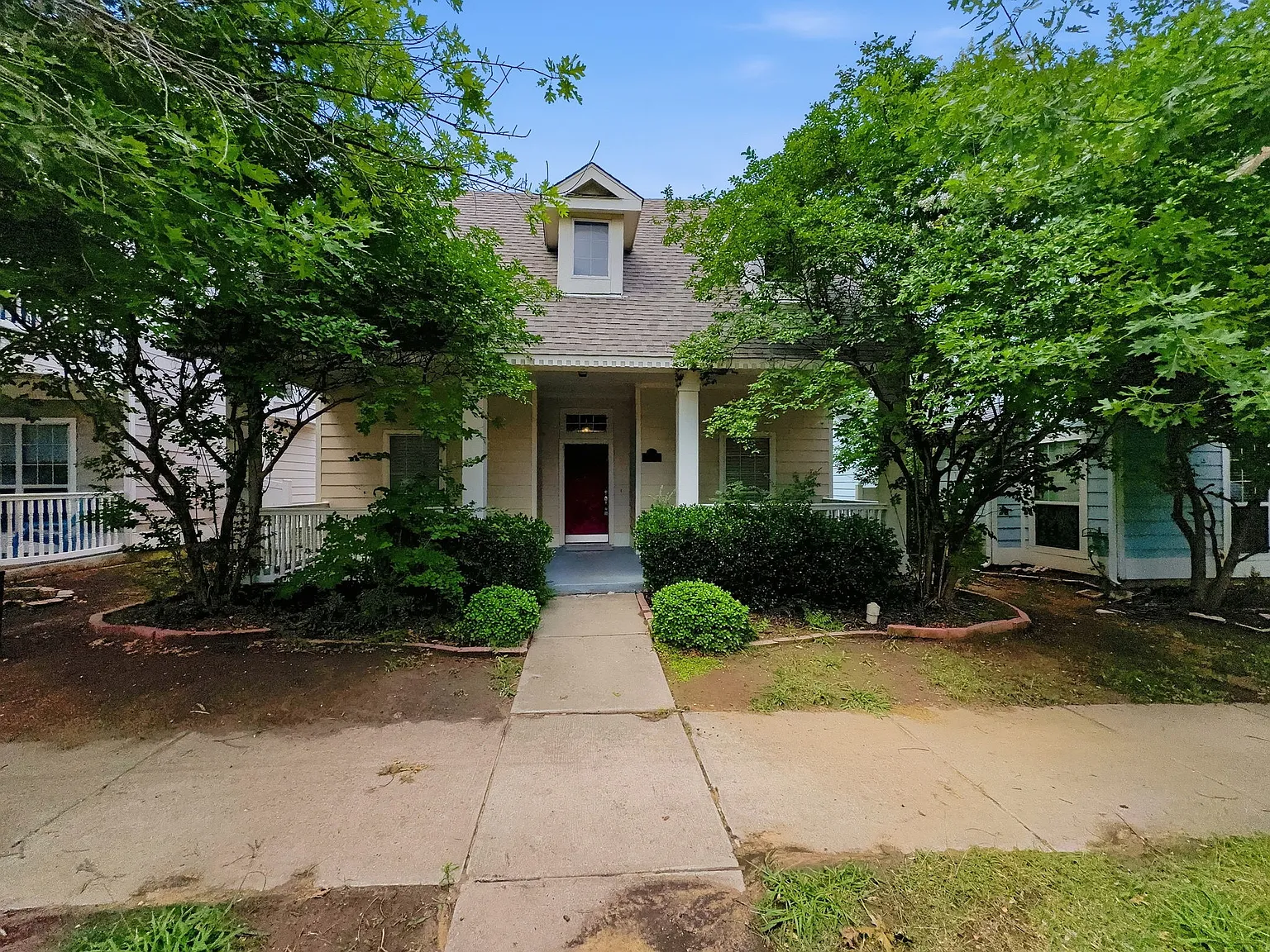 4 bed, 1759 sqft, $2,100 — Photo 1