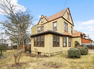 99 Briggs Ave, Yonkers, NY 10701