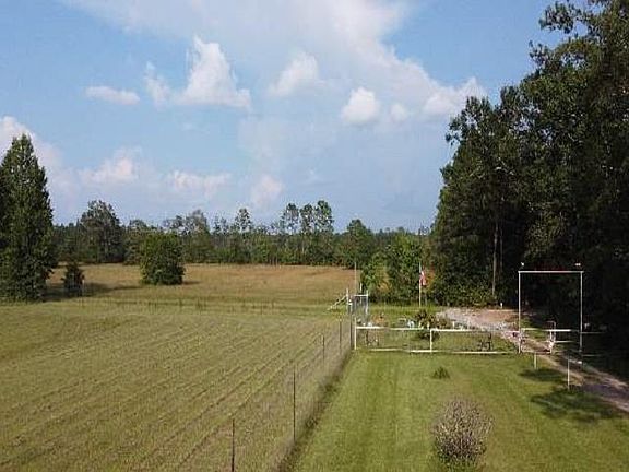 4th image of 227 County Road 409