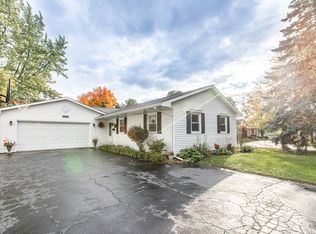 344 Harden St, Antioch, IL