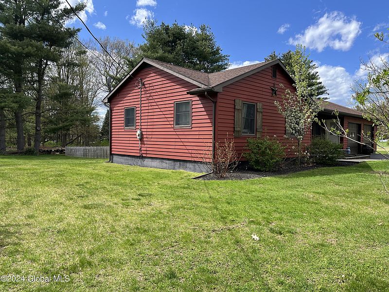 2nd image of 35 Orchard Drive