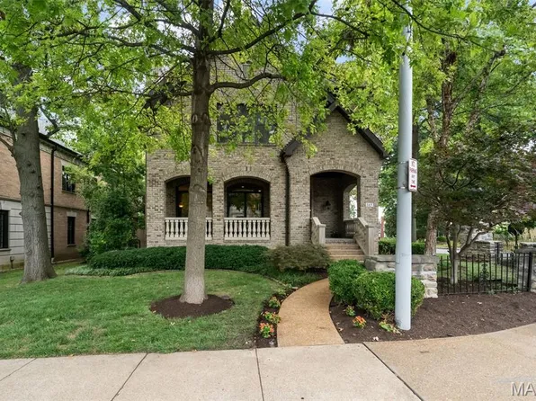 165 Gay Ave, Saint Louis, MO 63105