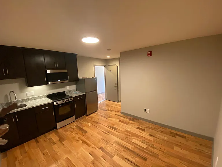 3162 Williamson Rd NW #102 — Photo 5