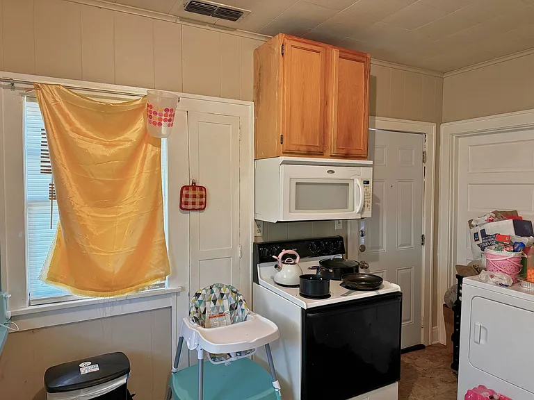 3100 Cumberland Ave — Photo 10