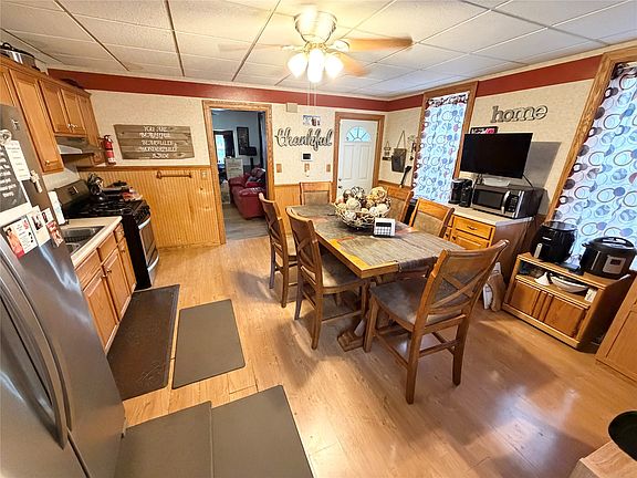 2nd image of 2629 Cochran St