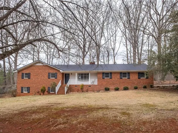 1165 Canaan Church Rd, Denton, NC 27239