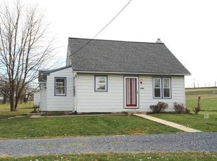 630 N Farmersville Rd, Ephrata, PA 17522
