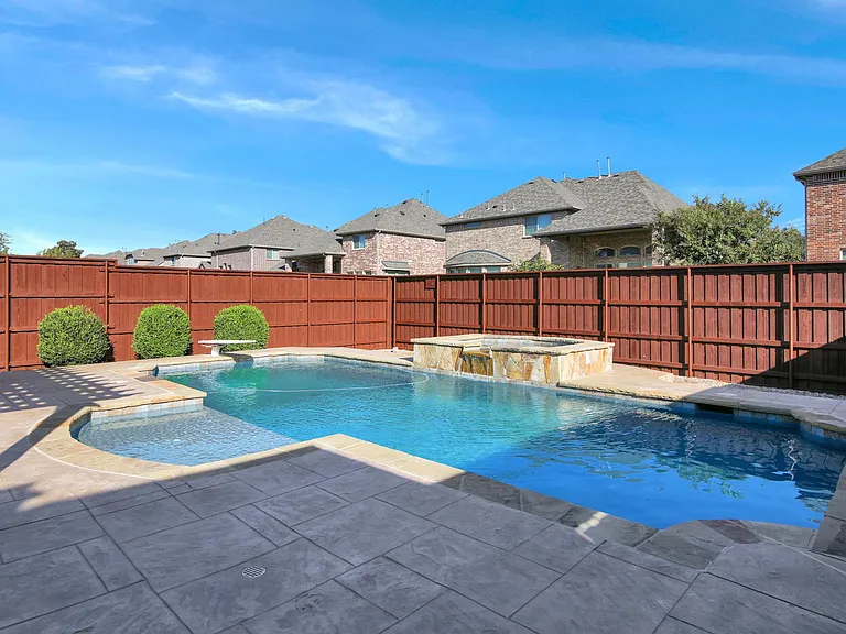 1615 Bryce Canyon Ln — Photo 46