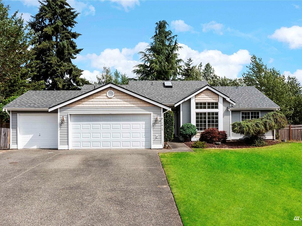1st image of 12416 200th Avenue Ct E