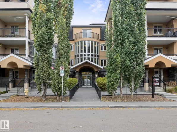 8730 82nd Ave NW #305, Edmonton, AB T6C 0Z1
