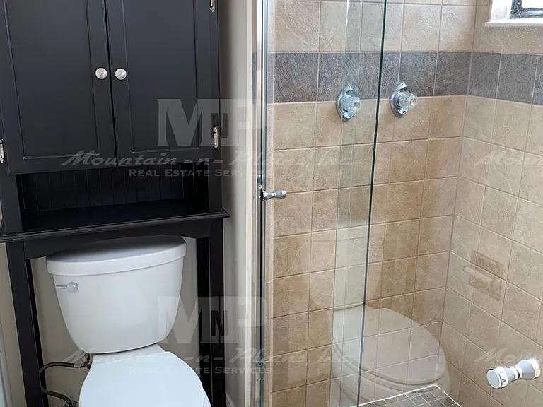 972 Bitterbrush Ln — Photo 18