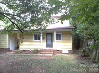 4024 Rosehaven Dr, Charlotte, NC 28205