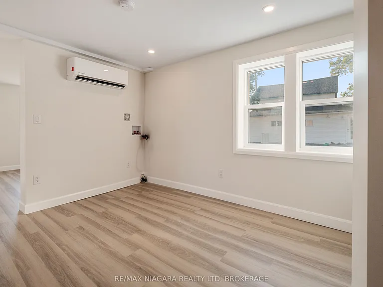 132 Waterloo St #1 — Photo 7