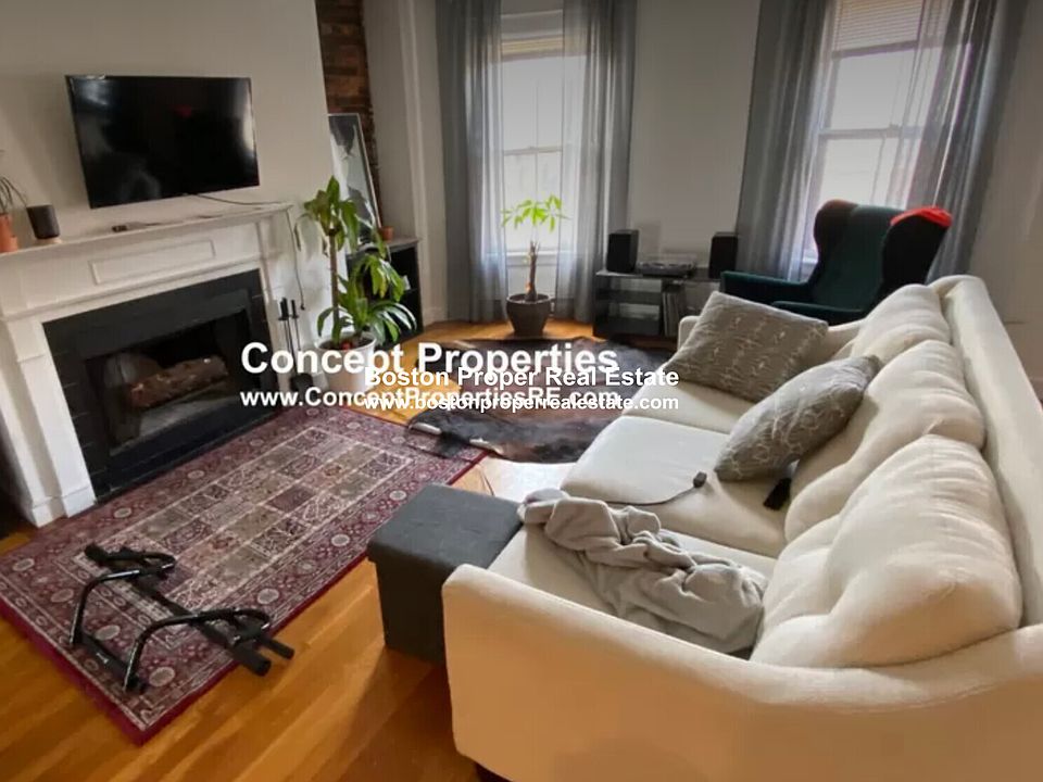 1st image of 1750 Washington St #1