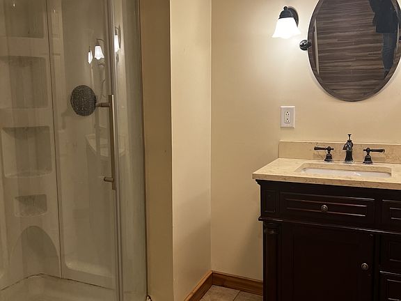 4th image of 8636 Peck St #2
