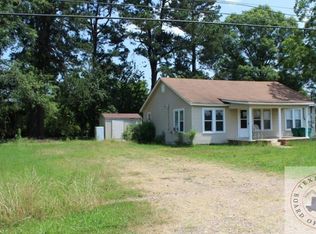 805 E Hoskins St, New Boston, TX 75570