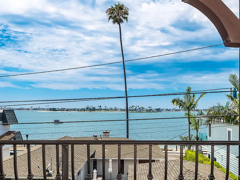 3658 Buena Vista St — Photo 25