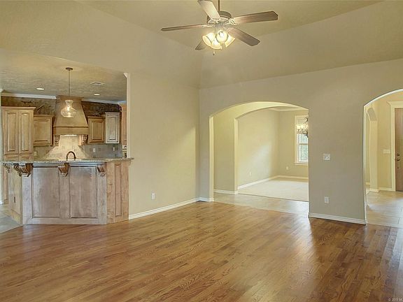 3rd image of 11526 S 261 East Ave