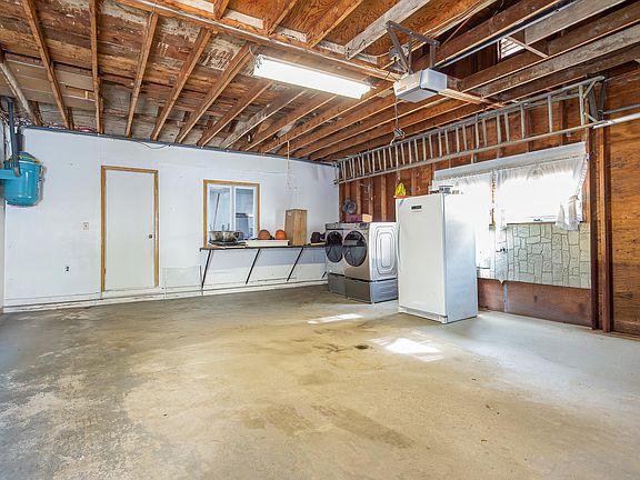 3rd image of 24 Highland Avenue