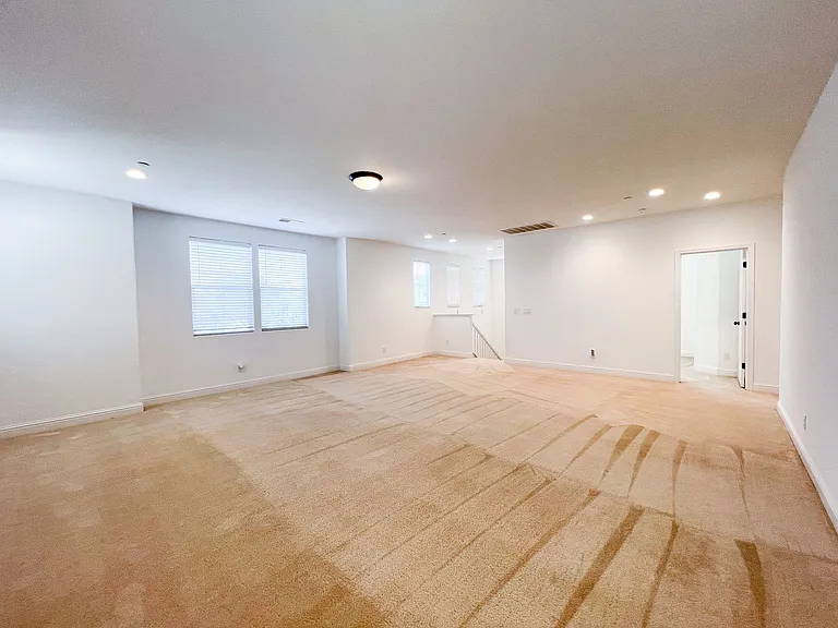 8428 Amber Valley Ln — Photo 22