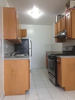 Rented by BRICK & GALO REALTY CORP | media 37