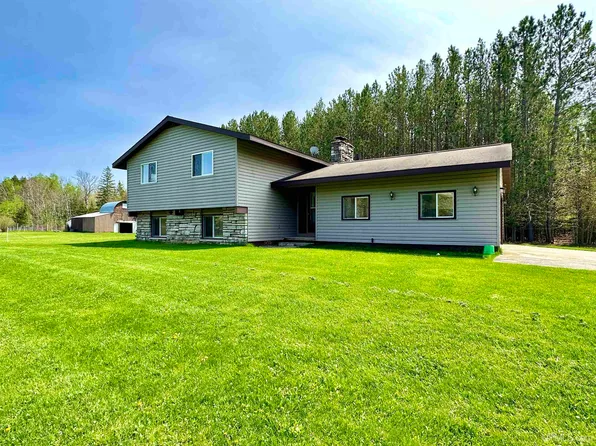 9285 Us Highway 2, Rapid River, MI 49878