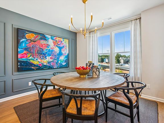 Linville Dining Room 1