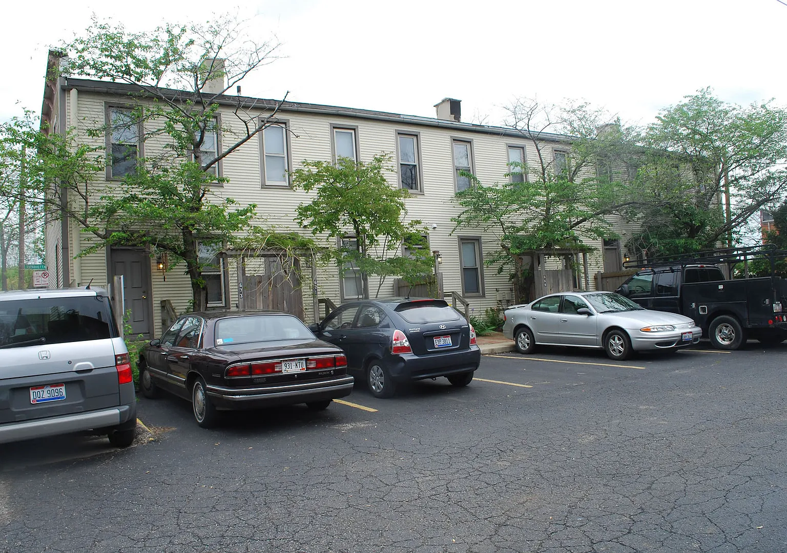 664 Kerr — Photo 1