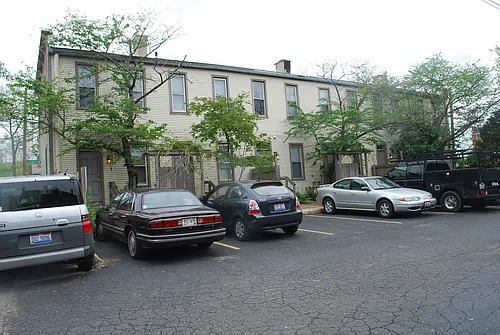 664 Kerr St Photo 1
