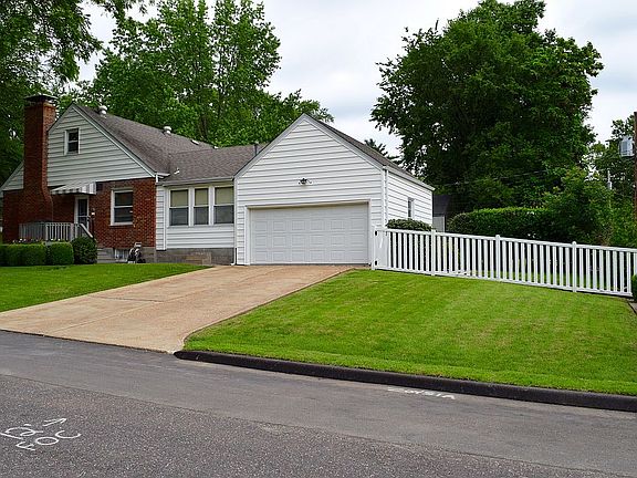 3rd image of 1206 Nancy Jo Pl