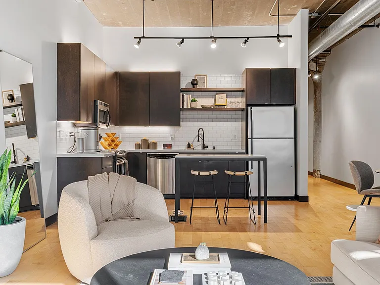 618 Washington Ave N #306 — Photo 14