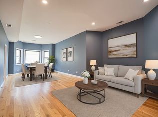 4903 W Hubbard St #2, Chicago, IL 60644