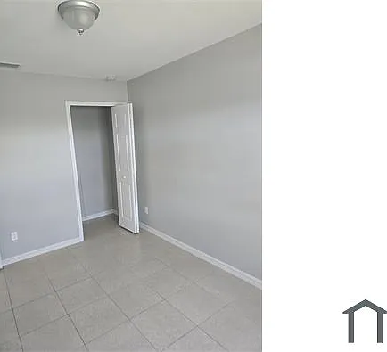2619 53rd St SW — Photo 5