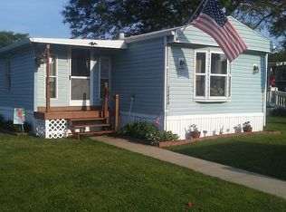 11654 3rd St NE, Magnolia, OH 44643