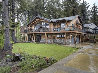 136 Amber Ln, Cannon Beach, OR 97110